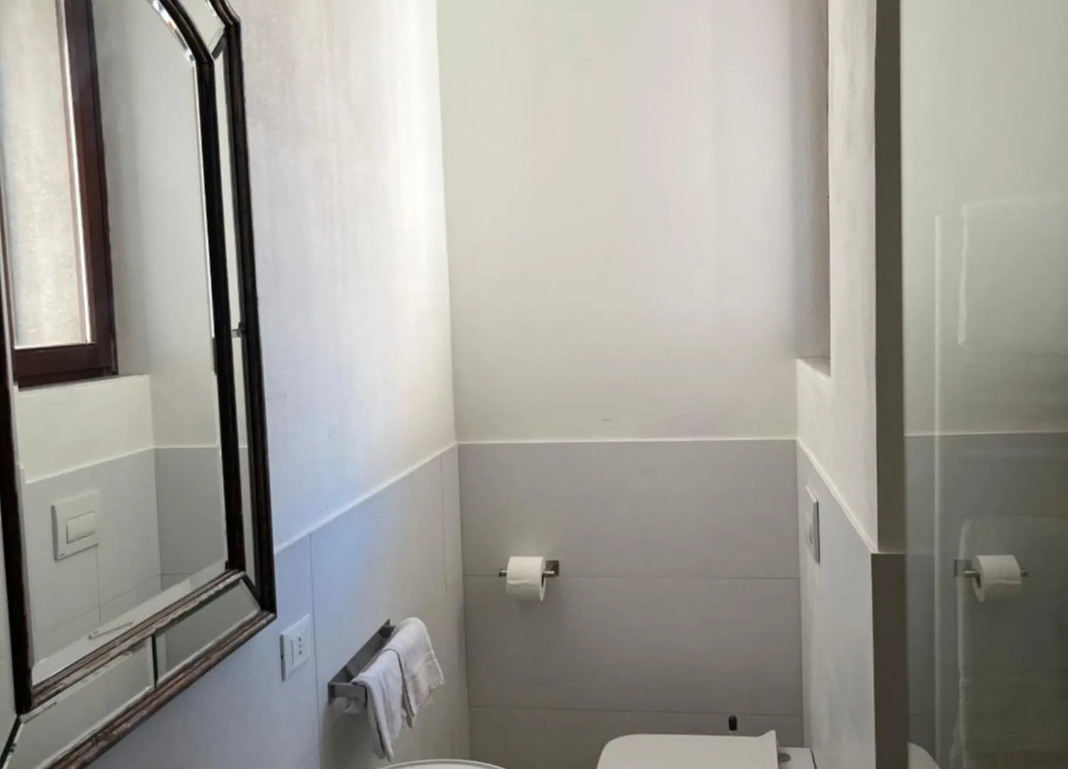 Fleur Blanche Bed & Breakfast Verona 3*,  Italy