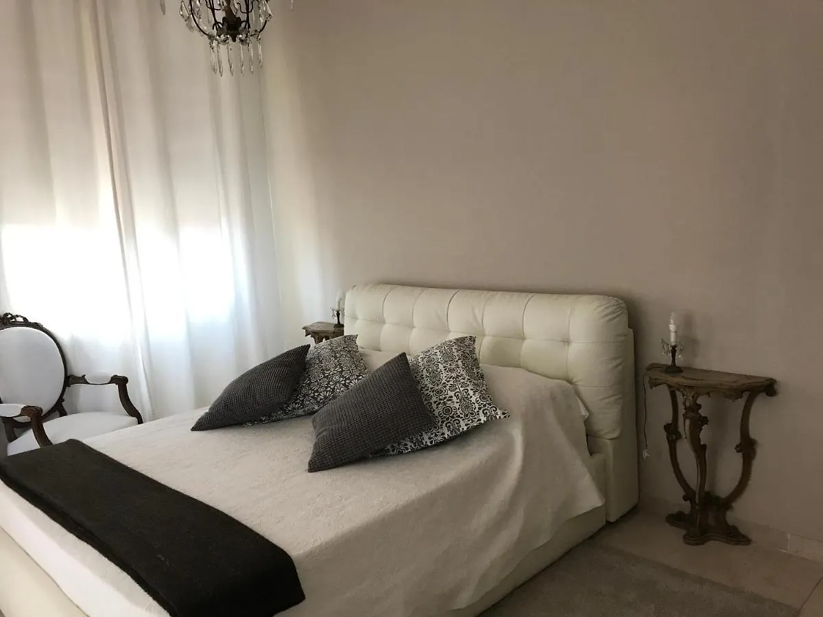 Fleur Blanche Bed & Breakfast Verona