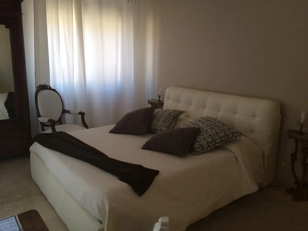 Fleur Blanche Bed & Breakfast Verona Italy